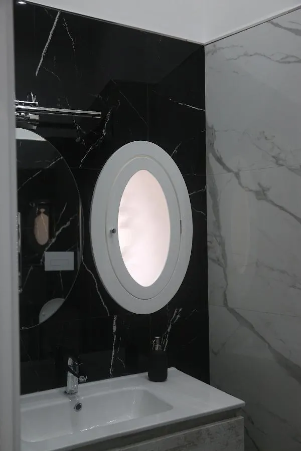 Opera Home Napoli Bed & Breakfast